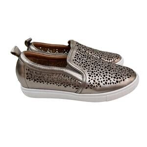 CASLON Eden 2 Perforated Platform Metallic Leather Sneaker Women’s Size 8.5